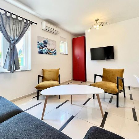 B88 Apartments - Vila Palma Светі Филип-і-Яков Екстер'єр фото