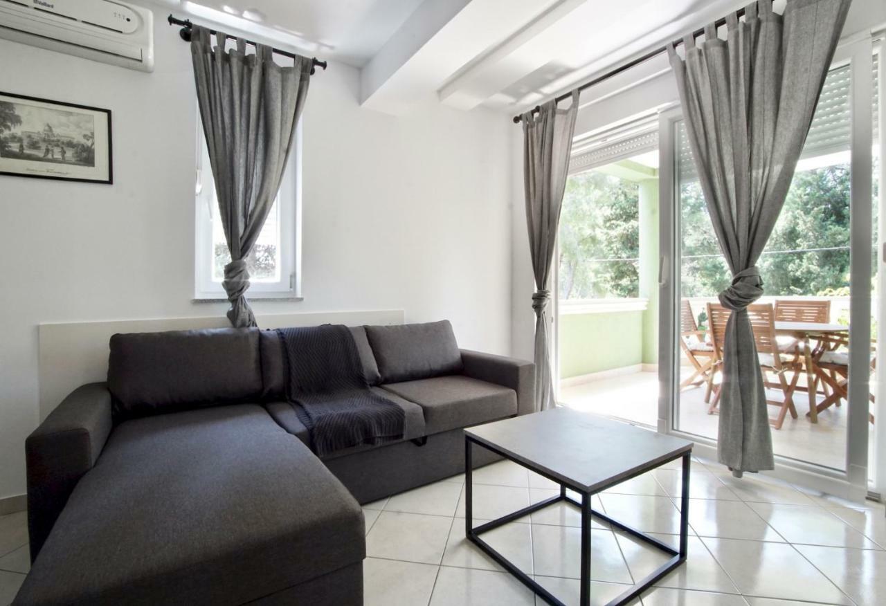 B88 Apartments - Vila Palma Светі Филип-і-Яков Екстер'єр фото
