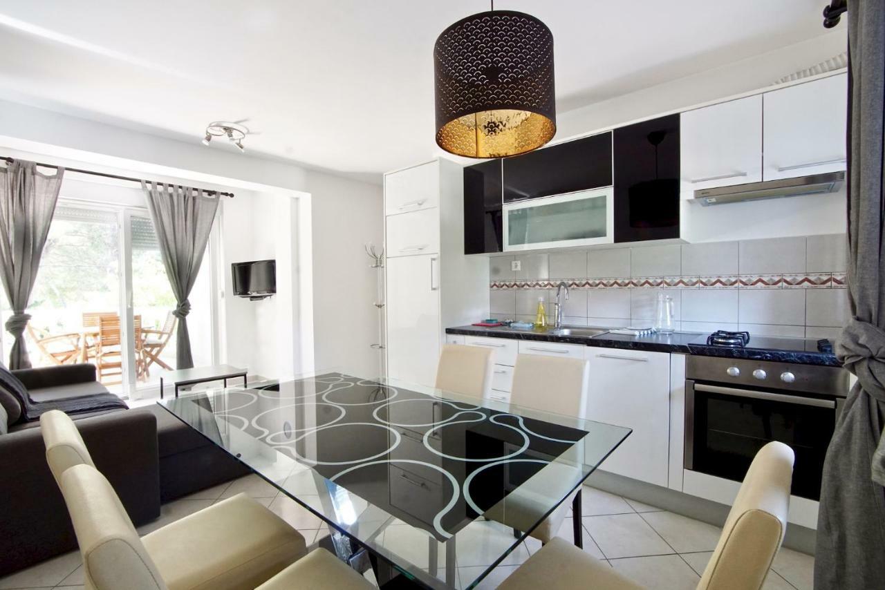 B88 Apartments - Vila Palma Светі Филип-і-Яков Екстер'єр фото