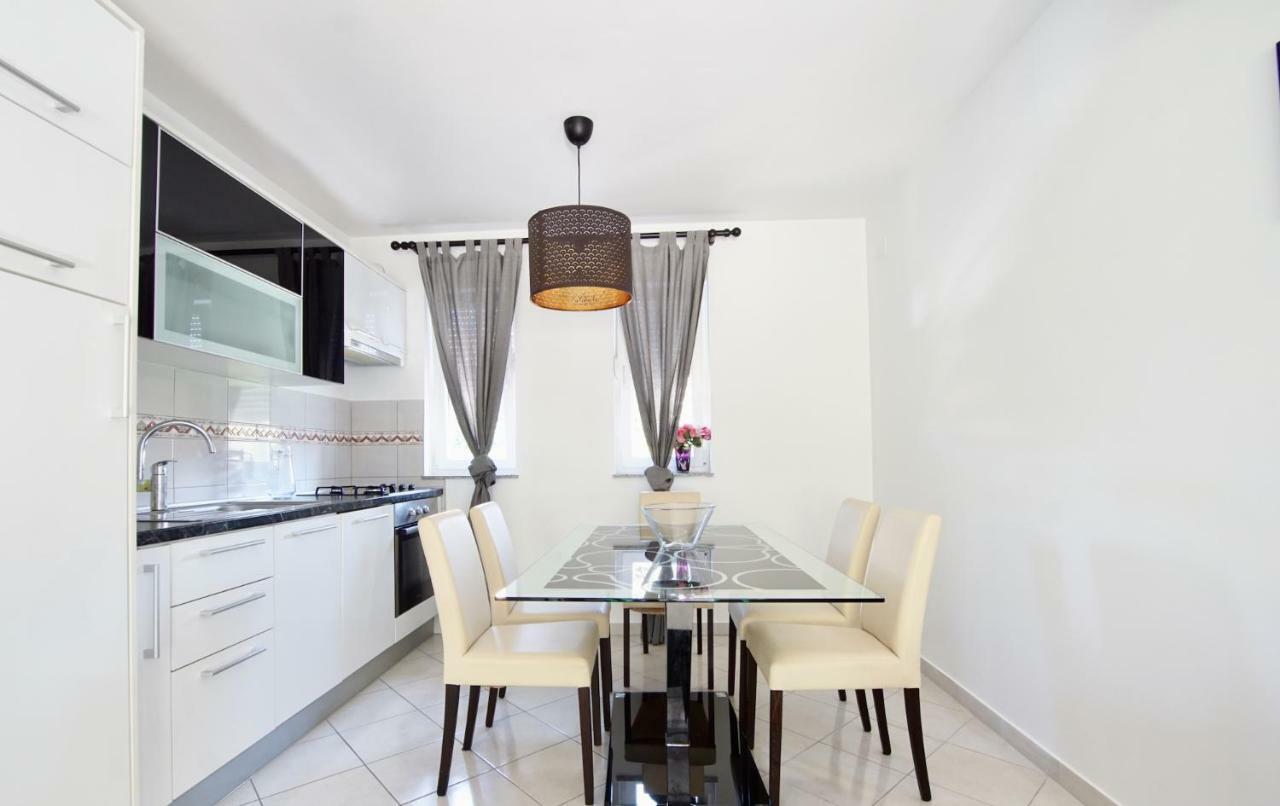 B88 Apartments - Vila Palma Светі Филип-і-Яков Екстер'єр фото